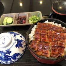 お昼のまぶし丼