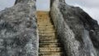 モニュメントはありません