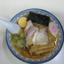 〆の一杯には最適な千秋麺！