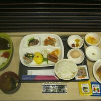 朝食盛り付けの一例