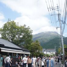 湯布院のメインストリート いつも混雑 By さじたろー 湯の坪街道のクチコミ フォートラベル 湯布院のメインストリート いつも混雑 By さじたろー 湯の坪街道のクチコミ フォートラベル