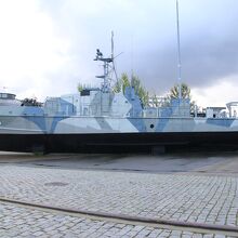 屋外にはエストニア沿岸警備隊の船も展示されています。