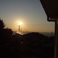 お部屋から右を見ると、海が見えました。