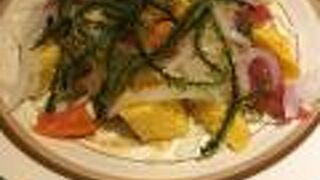 沖縄料理が食べられる