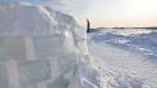 寒い。何もない。