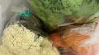 千葉の新鮮野菜が空港のターミナル内で買える！夕方になると値引き商品も