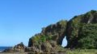 海岸沿いの景勝地。足元には気をつけて