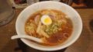 さんろく街にある大規模なラーメン屋さん