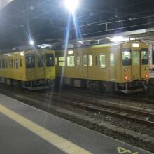 宇部新川駅にて…。