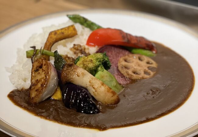 欧風カレーとプリン