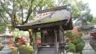 お参りの抜け道です。