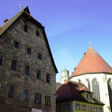 聖ゲオルク教会から、Altes Rathaus旧町庁舎経由