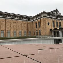 京都市京セラ美術館