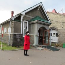 説明をするガイドさん