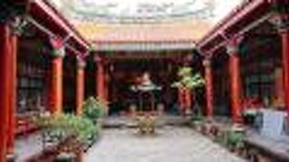 お祭りやってました