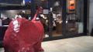 一際目立っているお店