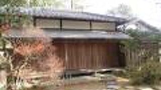 お茶を楽しむどころではありません。