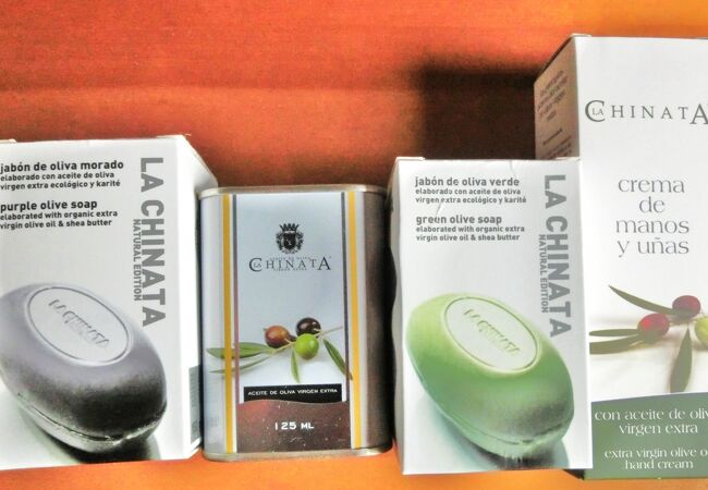 老舗オリーブオイル専門店