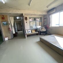 志木那島診療所待合室