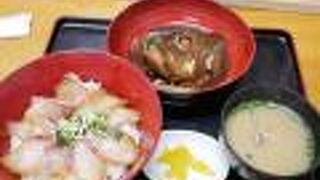 鹿屋漁協直営のみなと食堂でカンパチ 漬け丼を