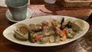 アクアパッツァ、パスタを赤ワインで！