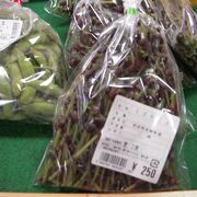 美郷町の地元特産品をはじめ、秋田県内のの特産品や、朝採り野菜や果物をはじめ、漬物などの加工品も各種販売されています。