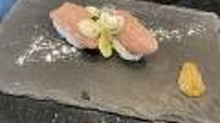 石垣牛にぎりとかつお明神丸たたきをオリオンクラフトビール75で！