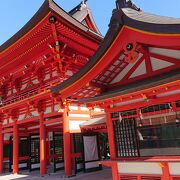 昭和に建立された神社だが競技かるたで有名