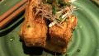 カフェの後に居酒屋「門」へ