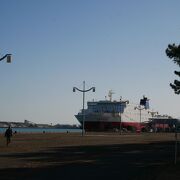 神戸を結ぶフェリー港、宮崎港