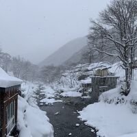 冬の宿周囲は、一面の銀世界に。