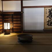 日本最大規模の藩校だった弘道館は凛とした佇まい。
