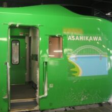 ライラックでは1号車の一部がグリーン車として運行されています