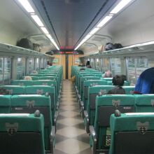 ライラック自由席車内の様子