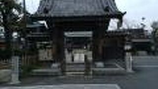 草加宿の祖である大川図書が創建