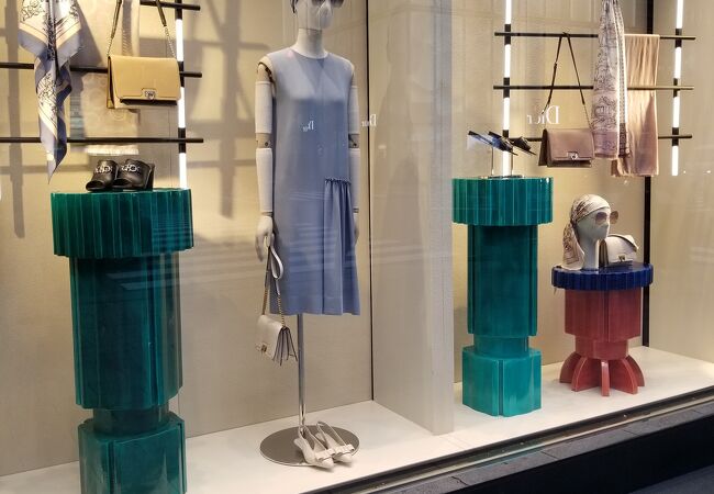 サルヴァトーレ フェラガモ 銀座本店 クチコミ アクセス 営業時間 銀座 有楽町 日比谷 フォートラベル サルヴァトーレ フェラガモ 銀座本店 クチコミ アクセス 営業時間 銀座 有楽町 日比谷 フォートラベル