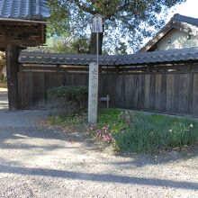 山崎駅近くの「祐専寺」です。