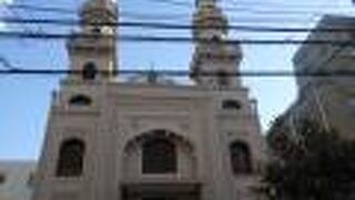 北野工房の近くにある日本最古のモスクです。