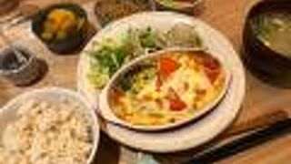 野菜とつぶつぶ アプサラカフェ LABI千里中央店