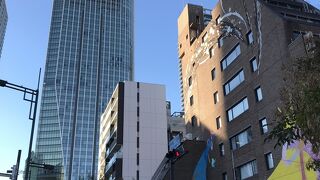 52階建ての超高層ビル