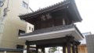 ここは如水正室・照福院の火葬場所。