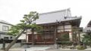 親鸞聖人木造を見てみたい。