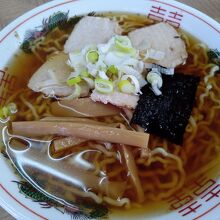 シンプルながらしっかりとしたラーメンが楽しめる