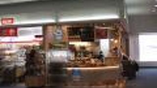 軽食購入には便利です。