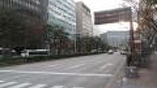 片側４車線もあります。