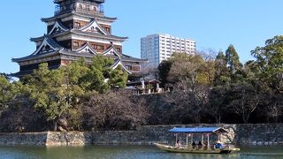 【広島城内堀】正方形に近いシンプルな堀