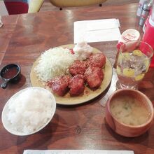 甘辛きつめのやばい定食