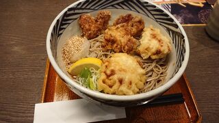 リーズナブルな蕎麦屋