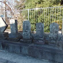 柄沢神社石仏