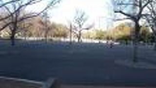 日比谷公園iの広場です。